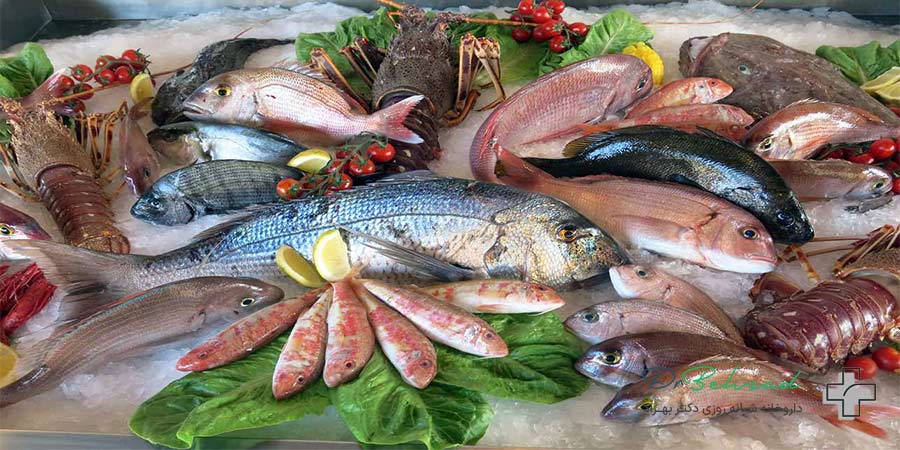 برای تقویت بدن ضعیف چی بخوریم؟(10 ماده خوراکی + نوشیدنی و ویتامینها) 2 ماهیهای چرب و منابع دریایی
